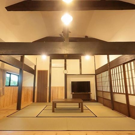 【コテージくぎの】大谷川沿いの露天風呂があるコテージ Minamiaso Exterior foto